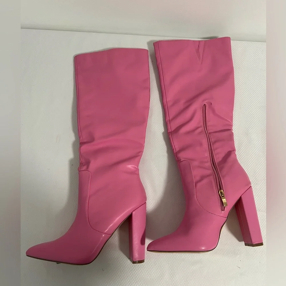 Like new BERNESS LOVINA KNEE HIGH BOOT IN PINK size:7.5